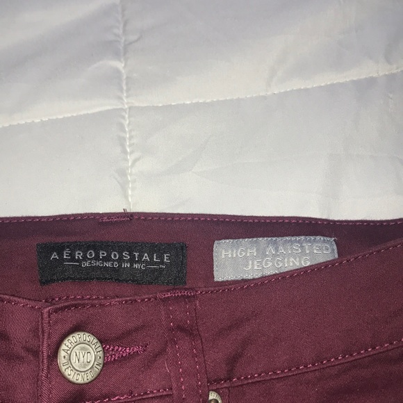 Maroon Jeans - Picture 1 of 2
